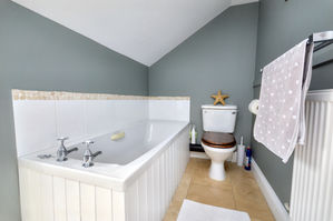 Upstairs bathroom- click for photo gallery